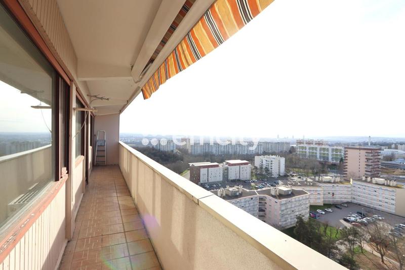 Appartement ancien - 91 m² - 5 pièces