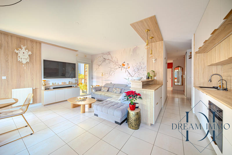 Appartement - 83 m² - 4 pièces