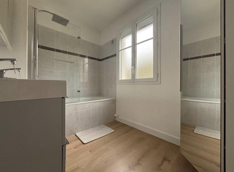 Maison - 80 m² - 5 pièces