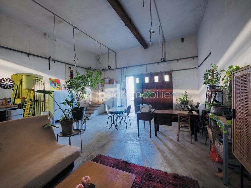 Maison - 87 m² - 1 pièce