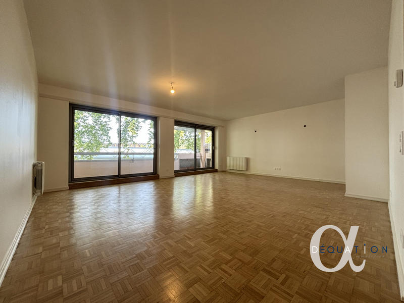 Appartement - 111 m² - 3 pièces