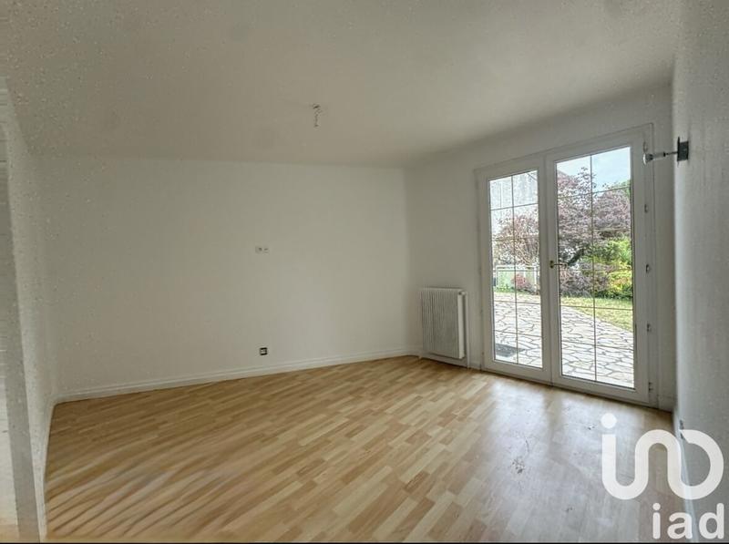 Maison - 260 m² - 8 pièces