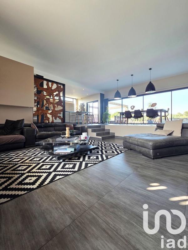 Maison de maîtres - 211 m² - 4 pièces