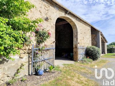 Maison - 180 m² - 6 pièces