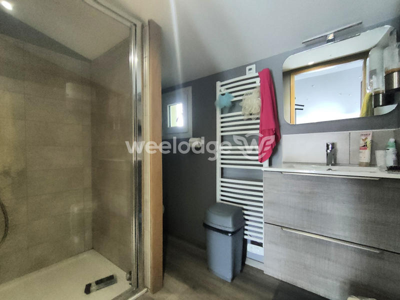 Local d'activités - 700 m²