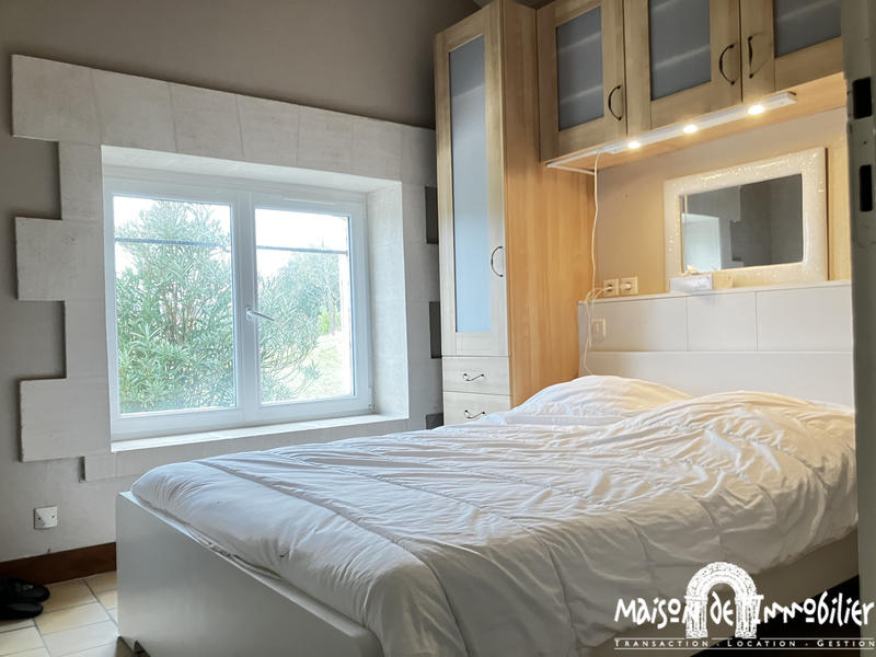 Maison - 253 m² - 7 pièces