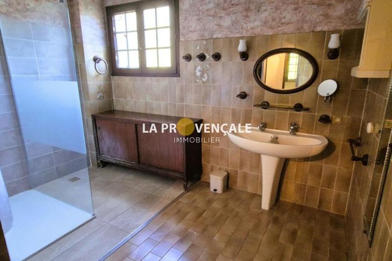 Villa - 210 m² - 7 pièces