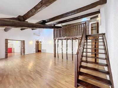 Appartement - 139 m² - 3 pièces