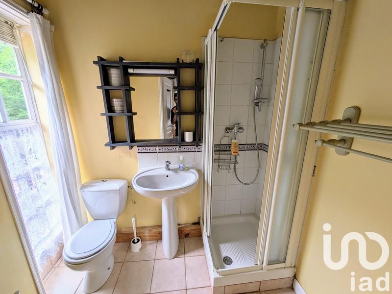 Maison - 303 m² - 19 pièces