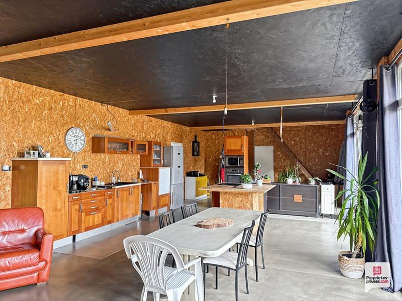 Maison - 138 m² - 4 pièces