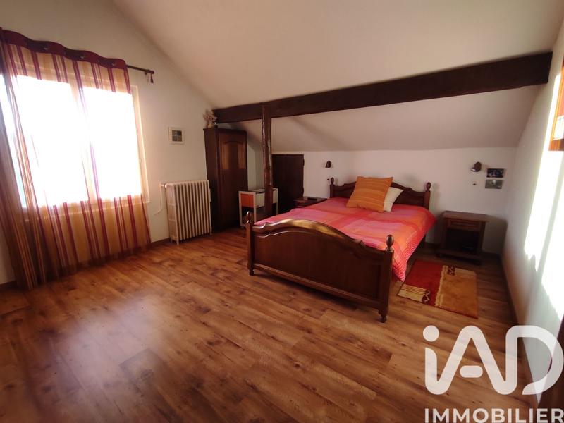 Maison - 102 m² - 4 pièces