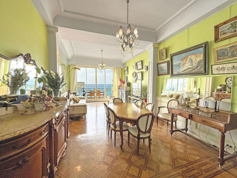 Appartement - 144 m² - 4 pièces