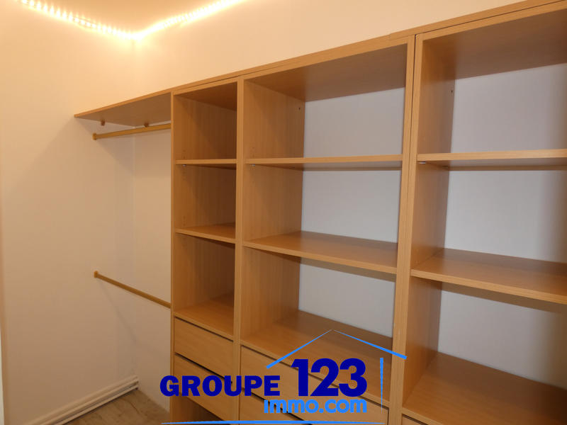 Appartement - 85 m² - 3 pièces