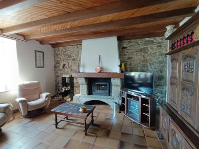 Maison - 163 m² - 9 pièces
