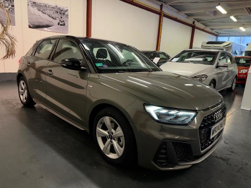 Audi A1 Sportback 30tfsi s-Line - 36400Kms
