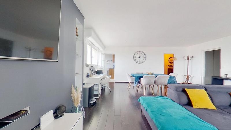Appartement - 111 m² - 5 pièces