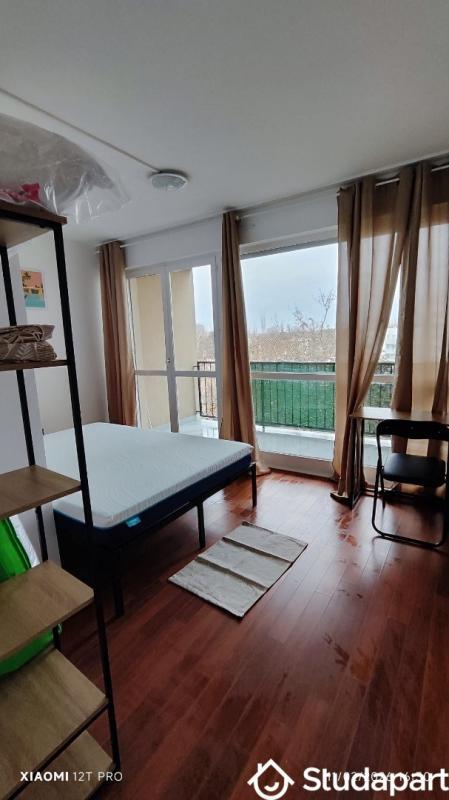 Chambre - 9 m² - 1 pièce