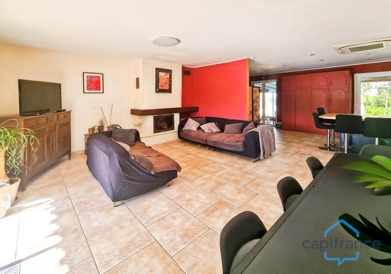 Maison - 140 m² - 4 pièces