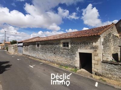 Grange - 142 m² - 1 pièce