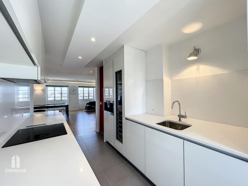 Appartement - 98 m² - 4 pièces