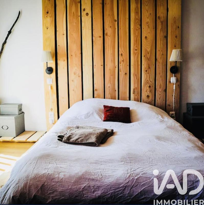 Maison - 300 m² - 9 pièces