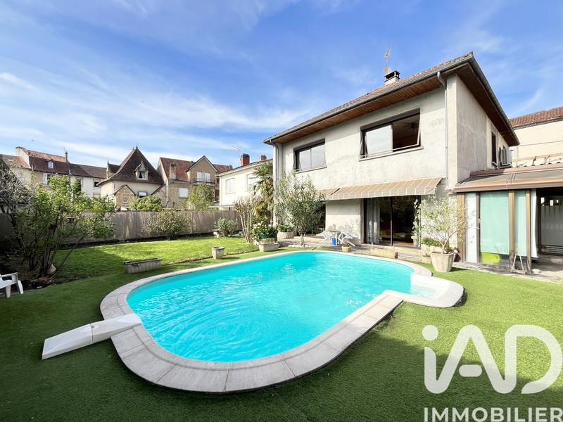 Maison de ville - 148 m² - 6 pièces