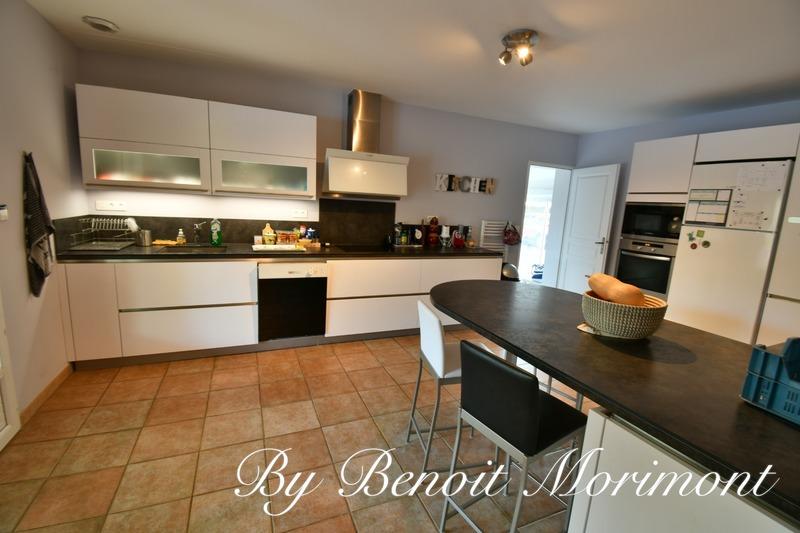 Villa - 195 m² - 8 pièces