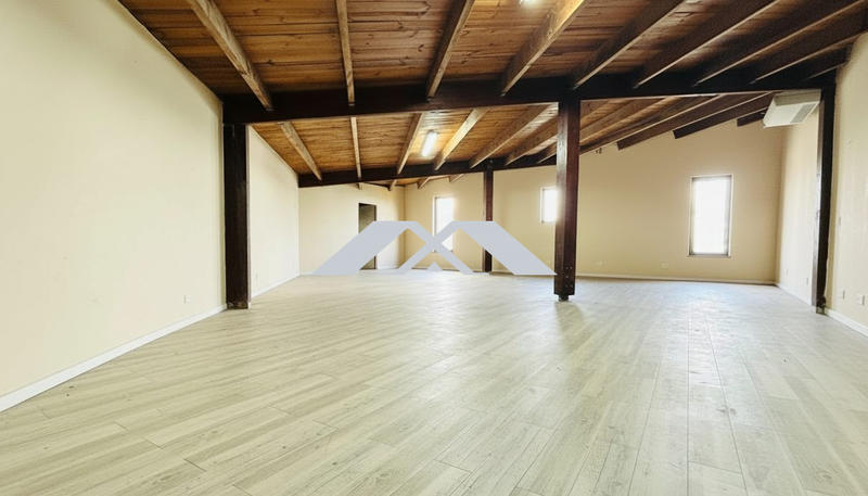 Local commercial - 176 m² - 2 pièces