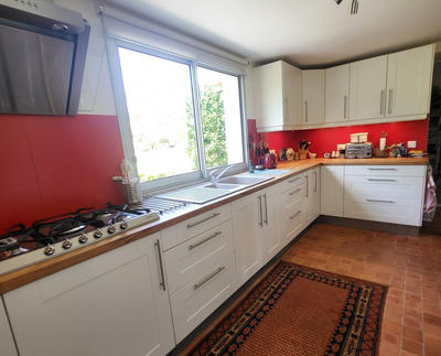 Maison - 150 m² - 6 pièces