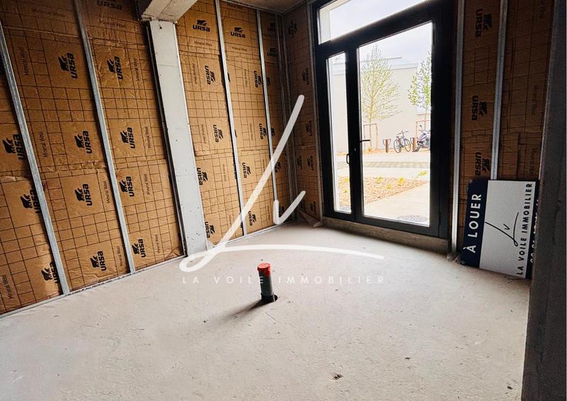 Local commercial - 186 m²