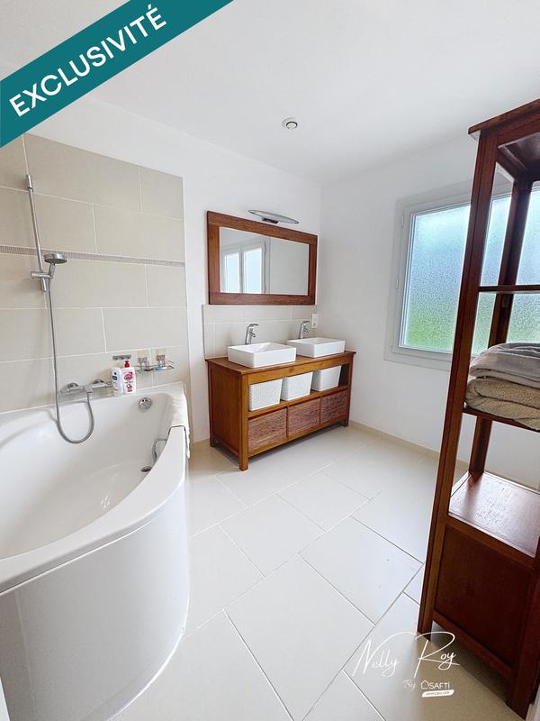 Maison - 163 m² - 6 pièces