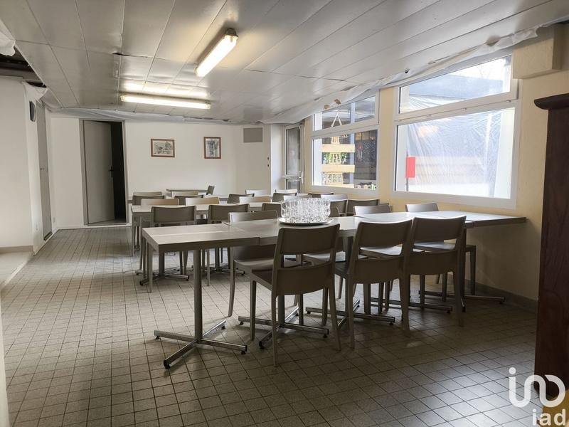 Local commercial - 210 m²