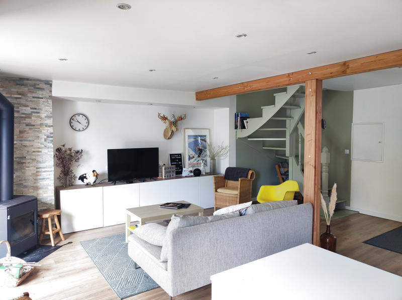 Maison - 215 m² - 8 pièces