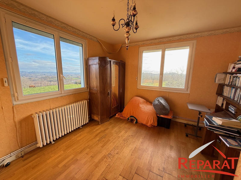 Maison - 142 m² - 7 pièces