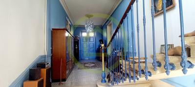 Maison - 374 m² - 14 pièces