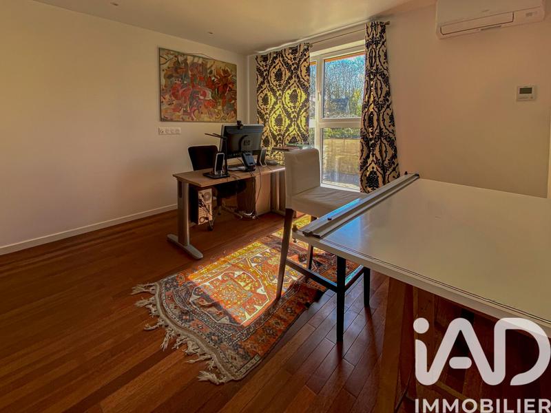 Maison de maîtres - 270 m² - 9 pièces