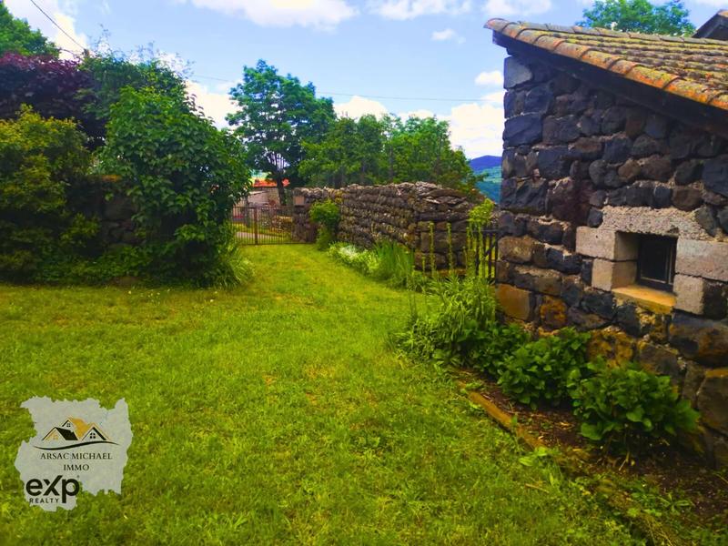 Maison traditionnelle - 143 m² - 4 pièces