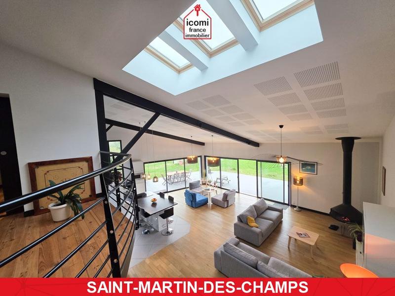 Propriété - 250 m² - 8 pièces