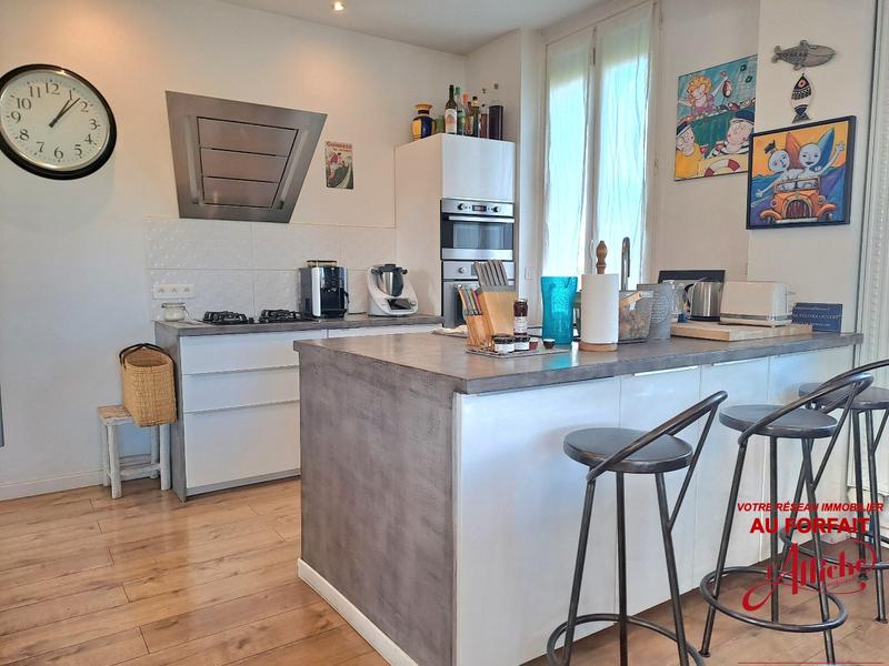 Maison - 160 m² - 6 pièces