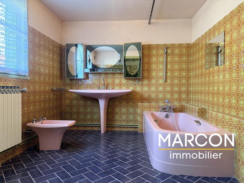 Villa - 160 m² - 7 pièces