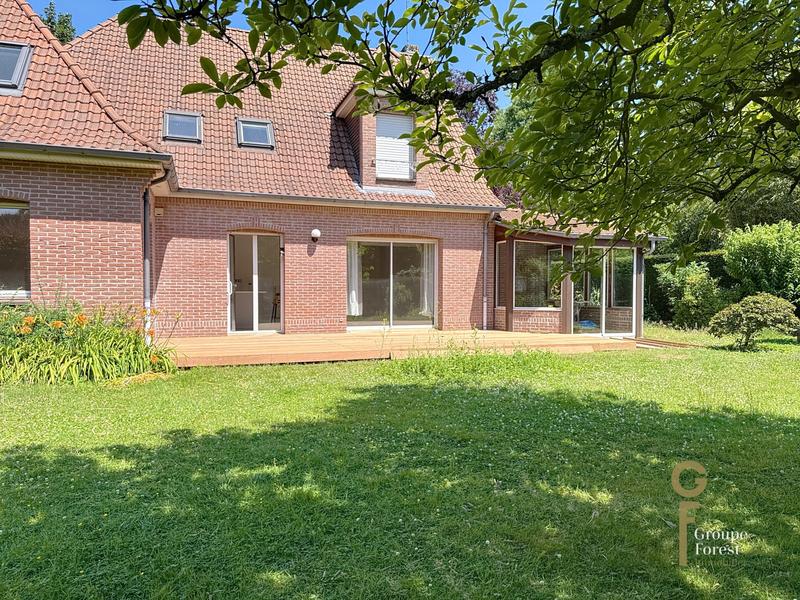 Maison - 163 m² - 6 pièces