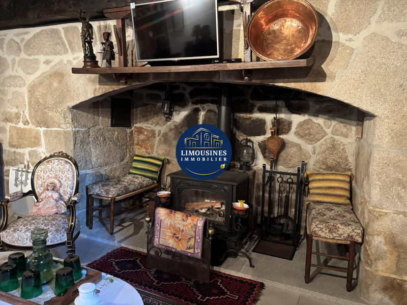 Maison - 224 m² - 8 pièces