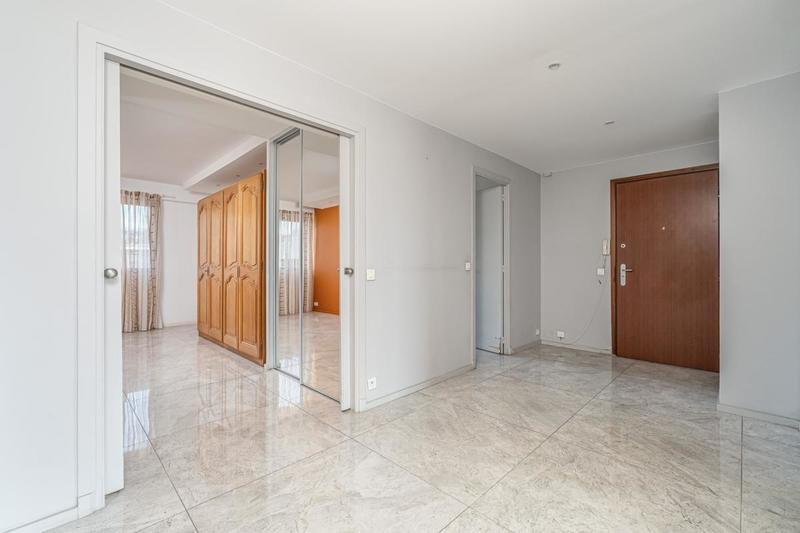 Appartement - 121 m² - 3 pièces