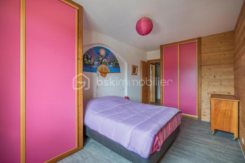 Appartement - 99 m² - 5 pièces