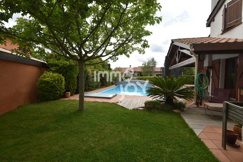 Maison - 168 m² - 5 pièces