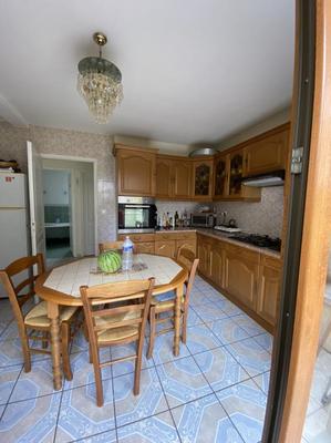 Maison - 190 m² - 6 pièces