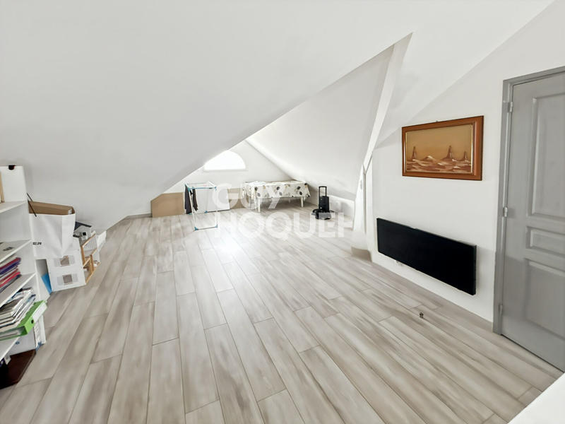 Maison - 138 m² - 8 pièces