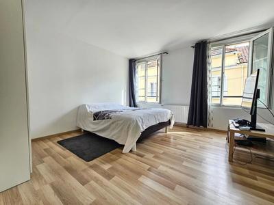 Maison - 108 m² - 5 pièces