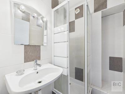 Appartement - 110 m² - 5 pièces