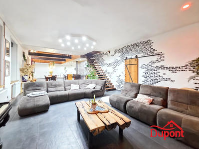 Maison - 249 m² - 8 pièces